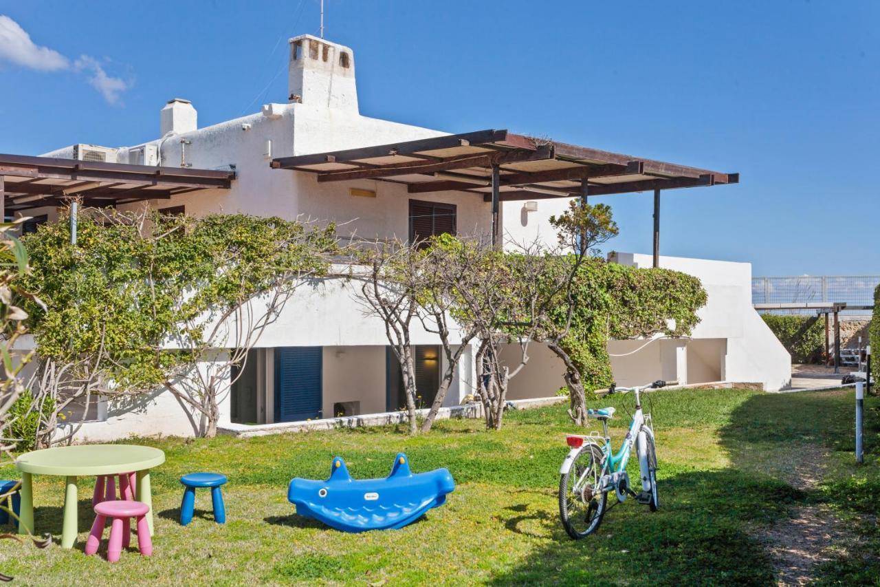 Casalmare Apartments One Step From The Sea Мола-ди-Бари Экстерьер фото